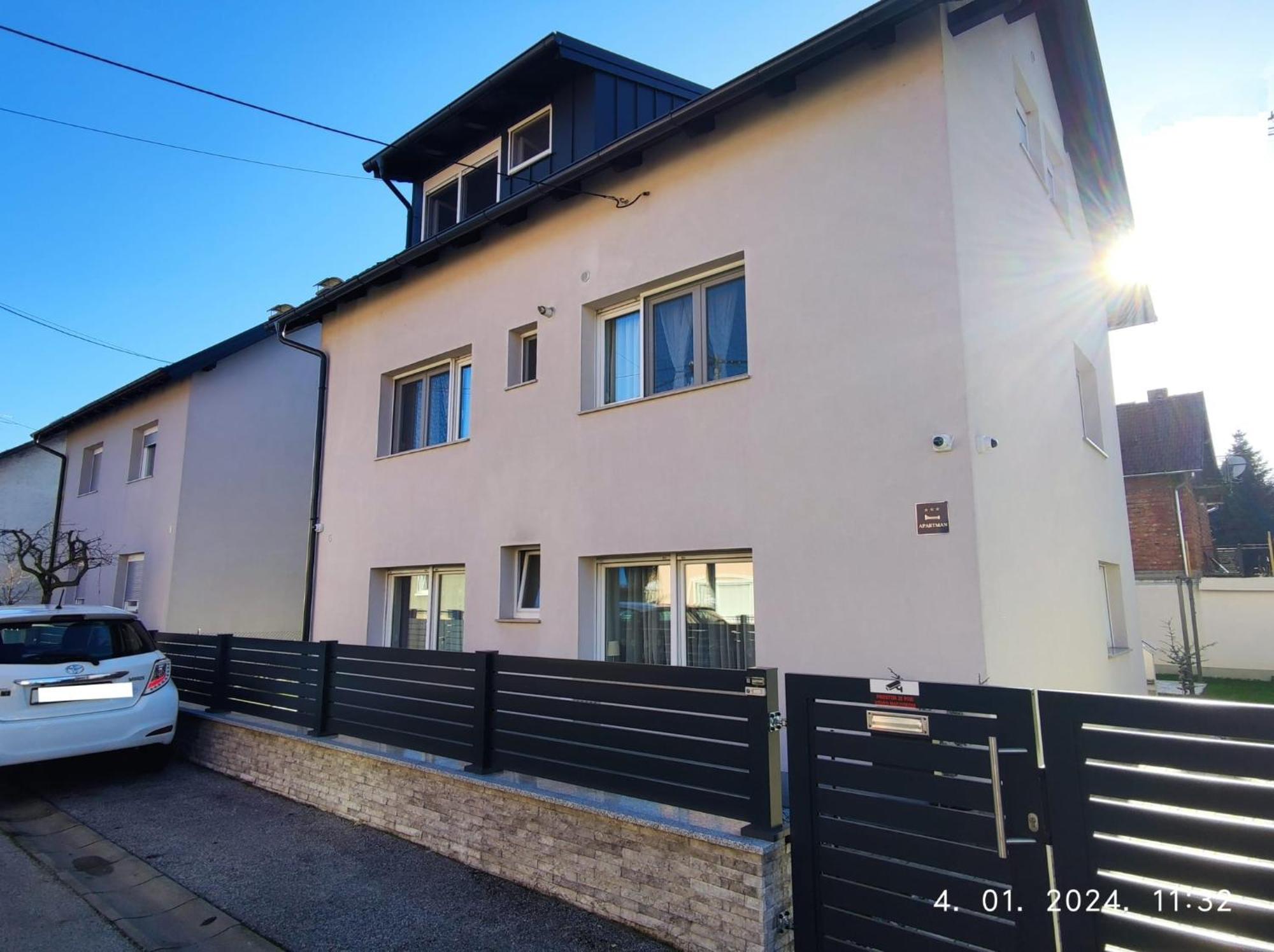 Lumani Appartment Zagabria Esterno foto