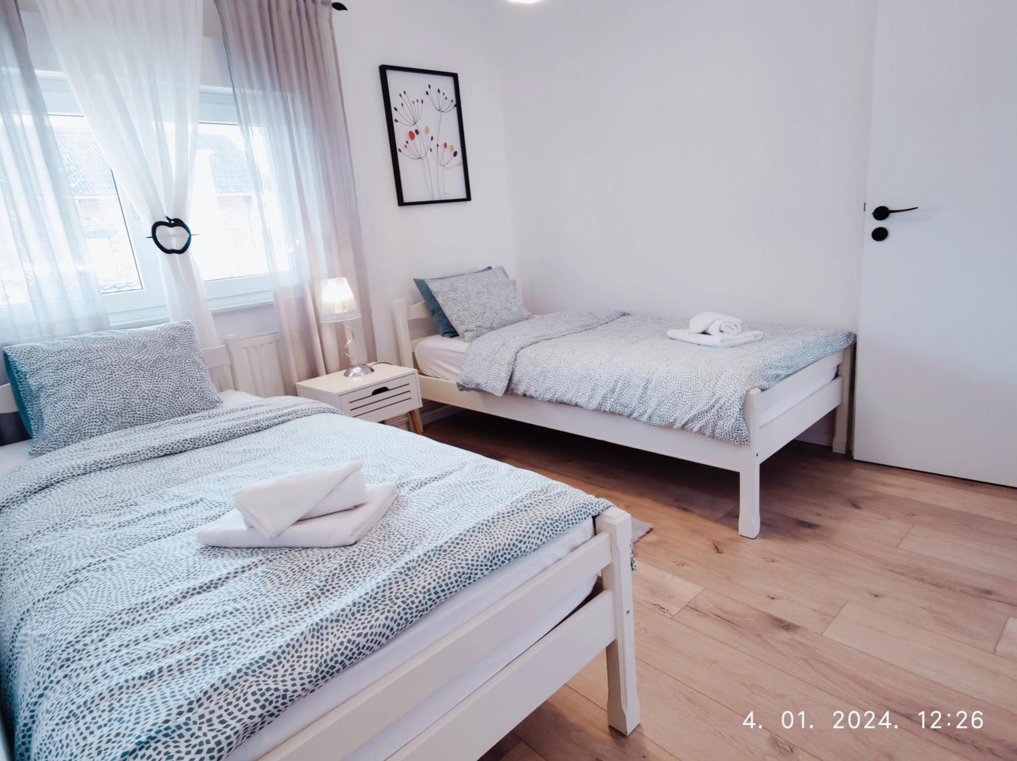 Lumani Appartment Zagabria Esterno foto